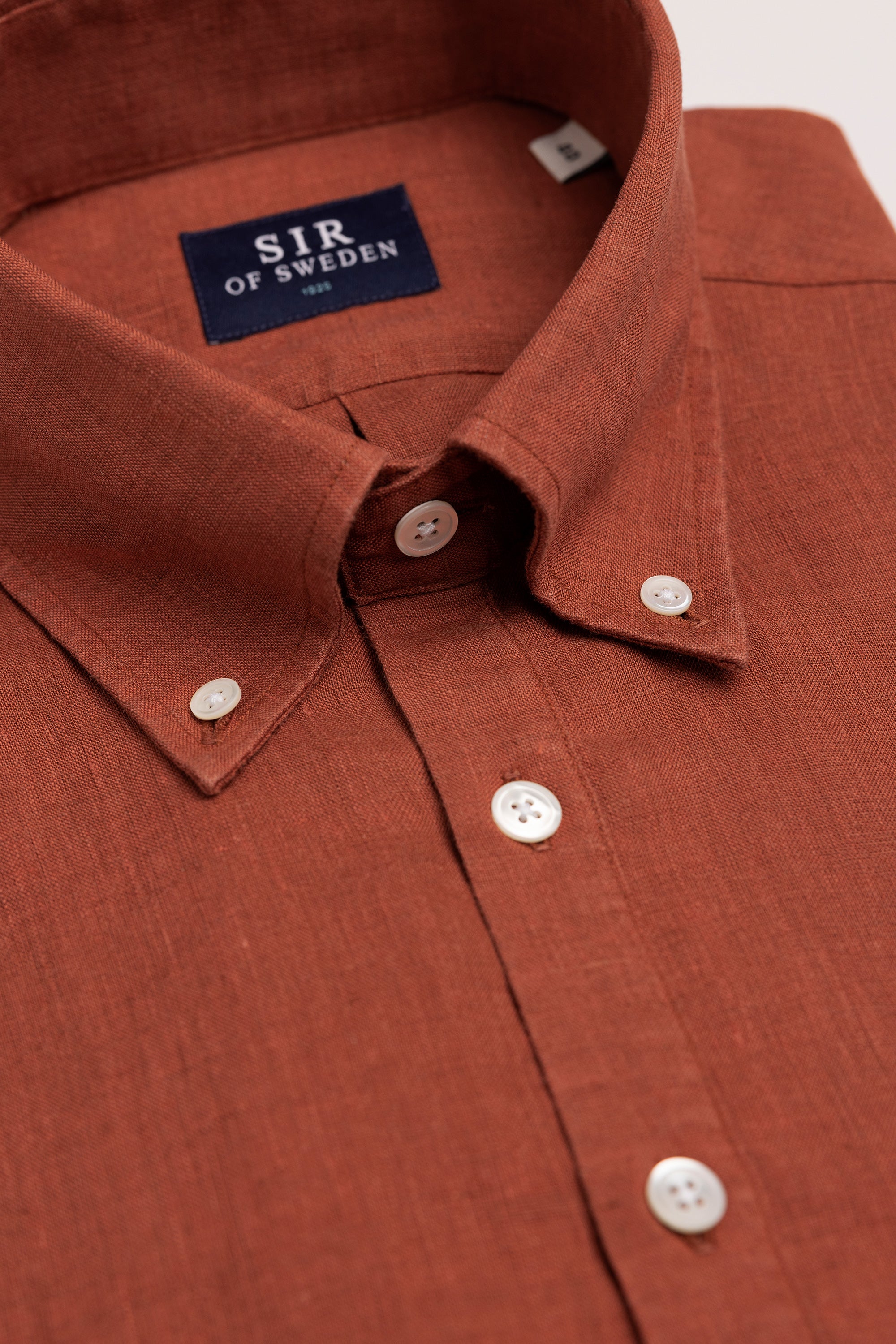 Jerry Pop Rust Linen Popover Shirt